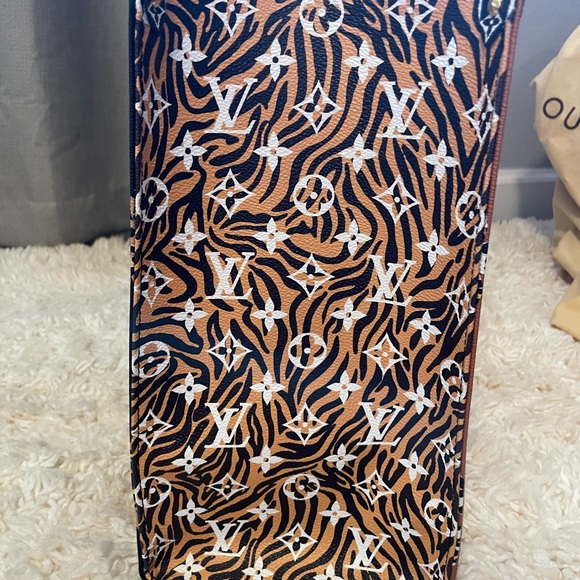 SOLD - Picture 4 of 6